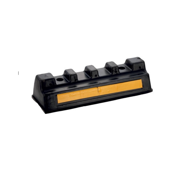 IND-WS-02 Standard Rubber Wheel Stopper with Reflectors